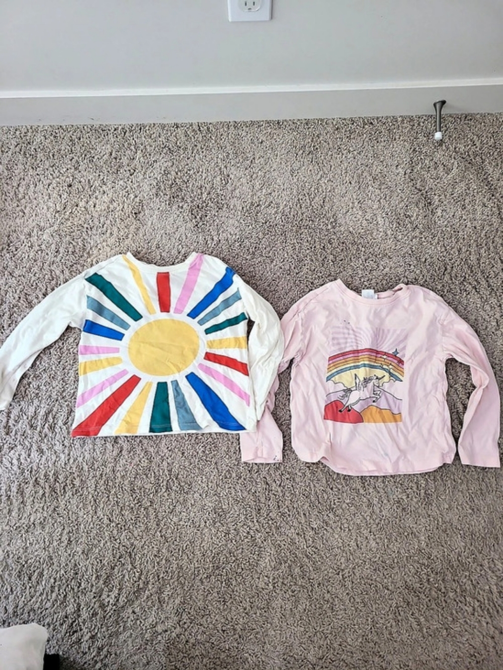 Hanna Andersson Girls Size 5 Long Sleeve Graphic Tees